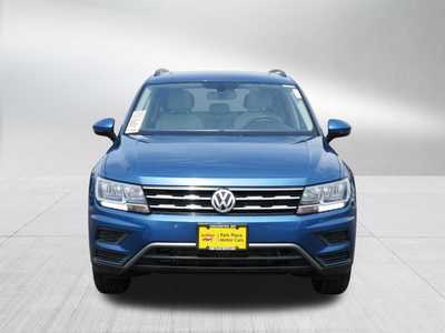 2020 Volkswagen Tiguan, $20798. Photo 2
