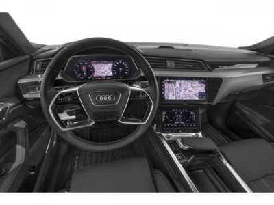 2024 Audi Q8, $91715. Photo 10