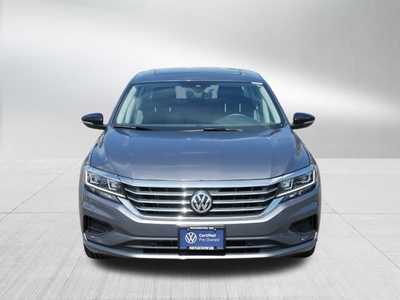 2022 Volkswagen Passat, $25000. Photo 2