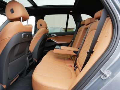 2024 BMW X5, $73595. Photo 5