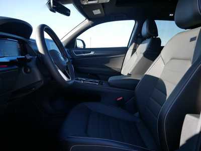 2024 Volkswagen Atlas, $45291. Photo 3