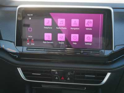 2024 Volkswagen Atlas, $45291. Photo 8