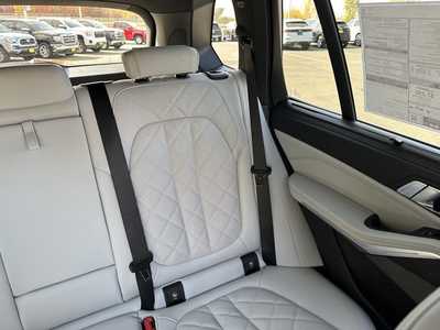 2025 BMW X5, $98125. Photo 11
