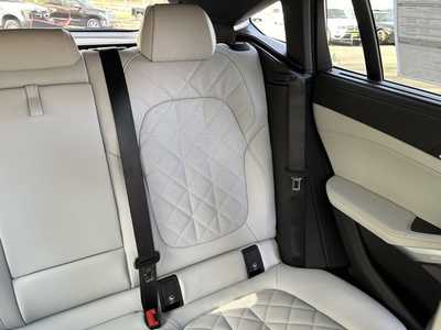 2025 BMW X6, $102775. Photo 11