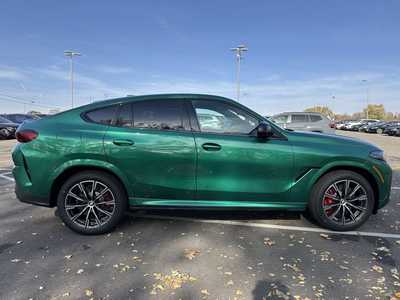 2025 BMW X6, $102775. Photo 8