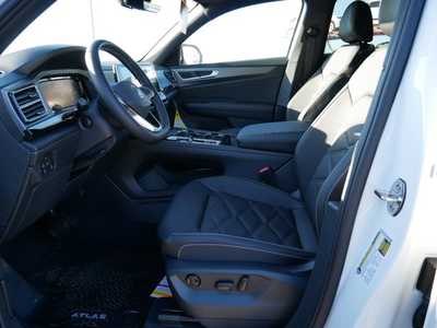 2025 Volkswagen Atlas, $43893. Photo 3