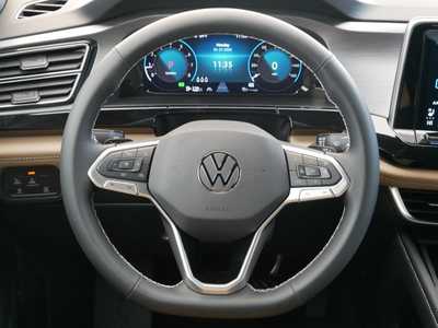 2025 Volkswagen Atlas, $37292. Photo 10