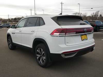 2025 Volkswagen Atlas, $37292. Photo 2