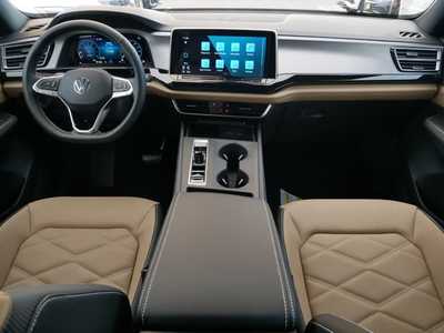 2025 Volkswagen Atlas, $37292. Photo 8