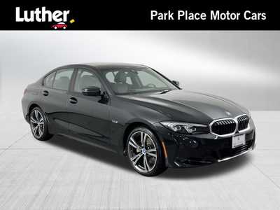 2023 BMW 3 Series, $35998. Photo 1