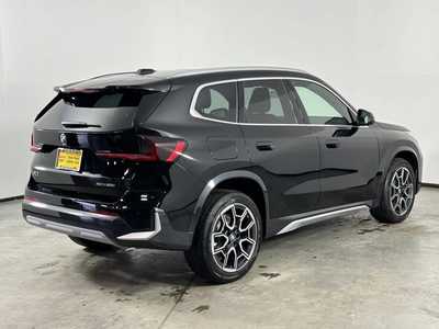 2025 BMW X1, $47080. Photo 7