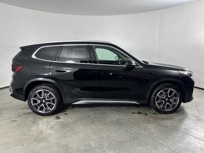 2025 BMW X1, $47080. Photo 8