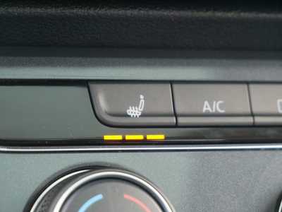 2024 Volkswagen Tiguan, $32850. Photo 12