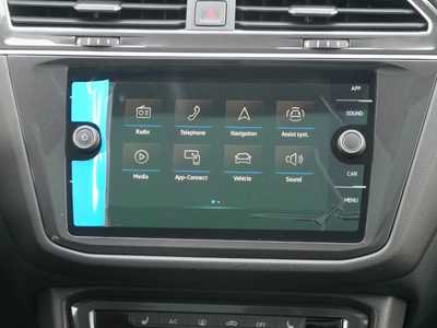 2024 Volkswagen Tiguan, $32850. Photo 9