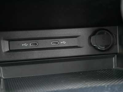2025 Volkswagen Taos, $27346. Photo 10