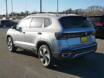 2025 Volkswagen Taos, $31500. Photo 2
