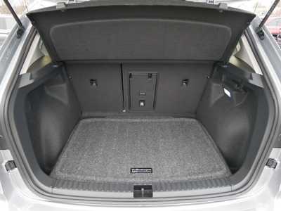 2025 Volkswagen Taos, $31678. Photo 4