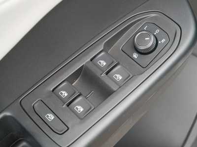 2025 Volkswagen Taos, $31678. Photo 6