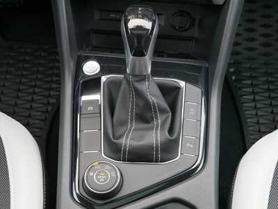 2025 Volkswagen Taos, $31678. Photo 9