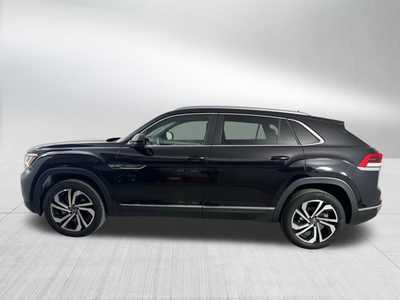 2022 Volkswagen Atlas, $30998. Photo 3