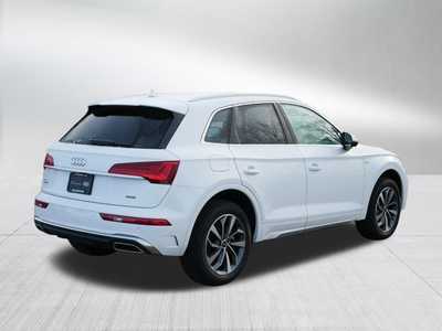 2024 Audi Q5, $44498. Photo 7