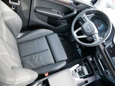 2024 Audi Q5, $44498. Photo 9