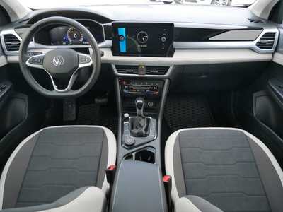 2025 Volkswagen Taos, $31621. Photo 7