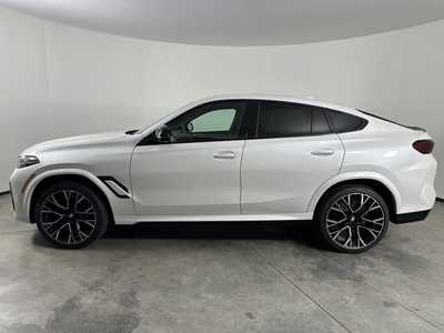 2025 BMW X6, $137050. Photo 4