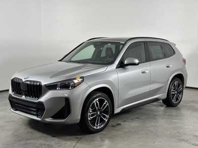 2025 BMW X1, $50430. Photo 3