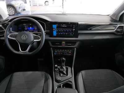 2025 Volkswagen Taos, $33356. Photo 8