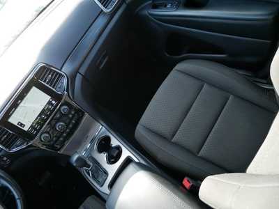 2020 Jeep Grand Cherokee, $19498. Photo 11
