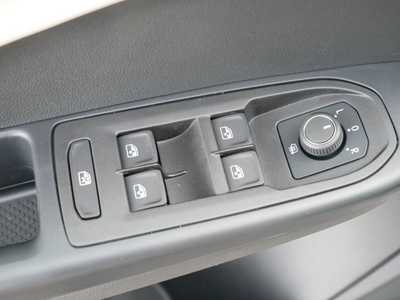2025 Volkswagen Taos, $30421. Photo 6