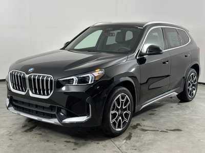 2025 BMW X1, $46630. Photo 3