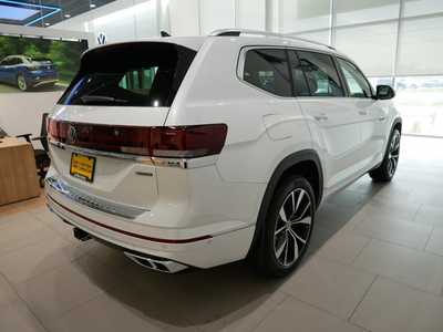 2025 Volkswagen Atlas, $52486. Photo 2