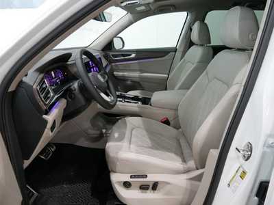 2025 Volkswagen Atlas, $52486. Photo 4