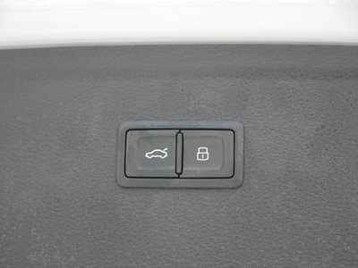 2025 Audi Q5, $50180. Photo 7