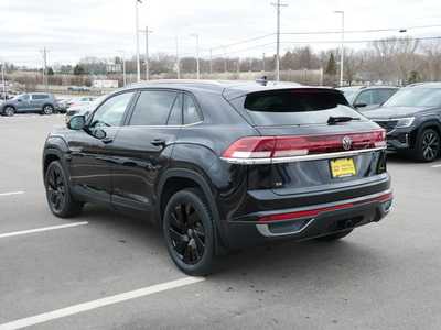 2025 Volkswagen Atlas, $42693. Photo 2