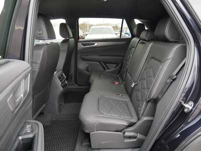 2025 Volkswagen Atlas, $42693. Photo 5
