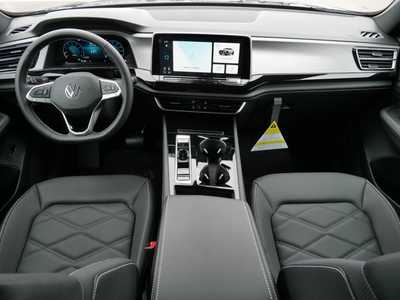 2025 Volkswagen Atlas, $42693. Photo 7