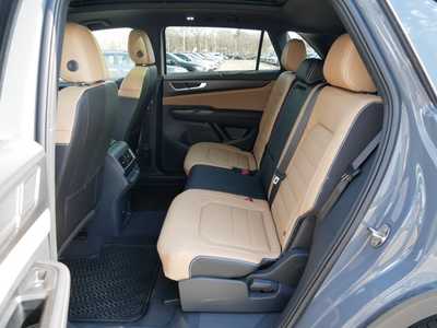 2025 Volkswagen Atlas, $46778. Photo 6