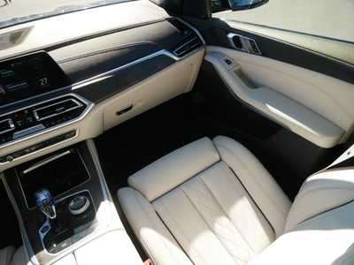2022 BMW X5, $44298. Photo 11
