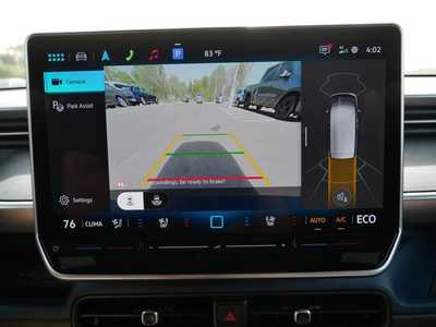 2025 Volkswagen ID. Buzz, $57780. Photo 12