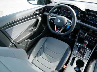2025 Volkswagen Jetta, $33086. Photo 9