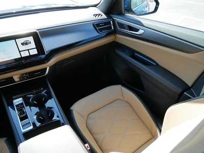 2025 Volkswagen Atlas, $41866. Photo 11