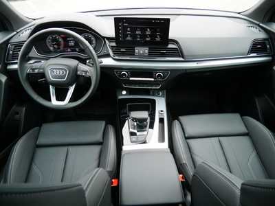 2025 Audi Q5, $49650. Photo 9