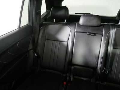 2022 Volkswagen Tiguan, $27998. Photo 12