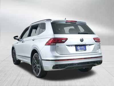 2022 Volkswagen Tiguan, $27998. Photo 5