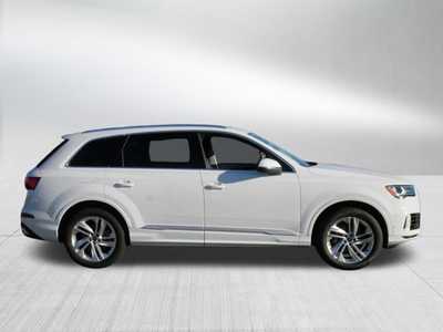 2023 Audi Q7, $41998. Photo 8