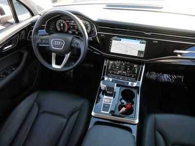 2023 Audi Q7, $41998. Photo 9