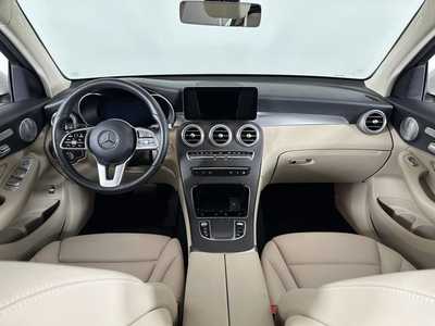 2021 Mercedes-Benz GLC-Class, $30000. Photo 10